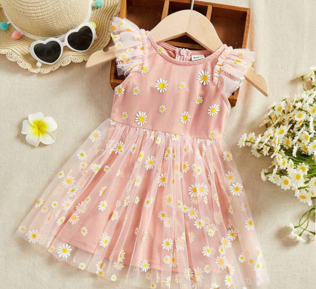 Vestido rosado con girasoles