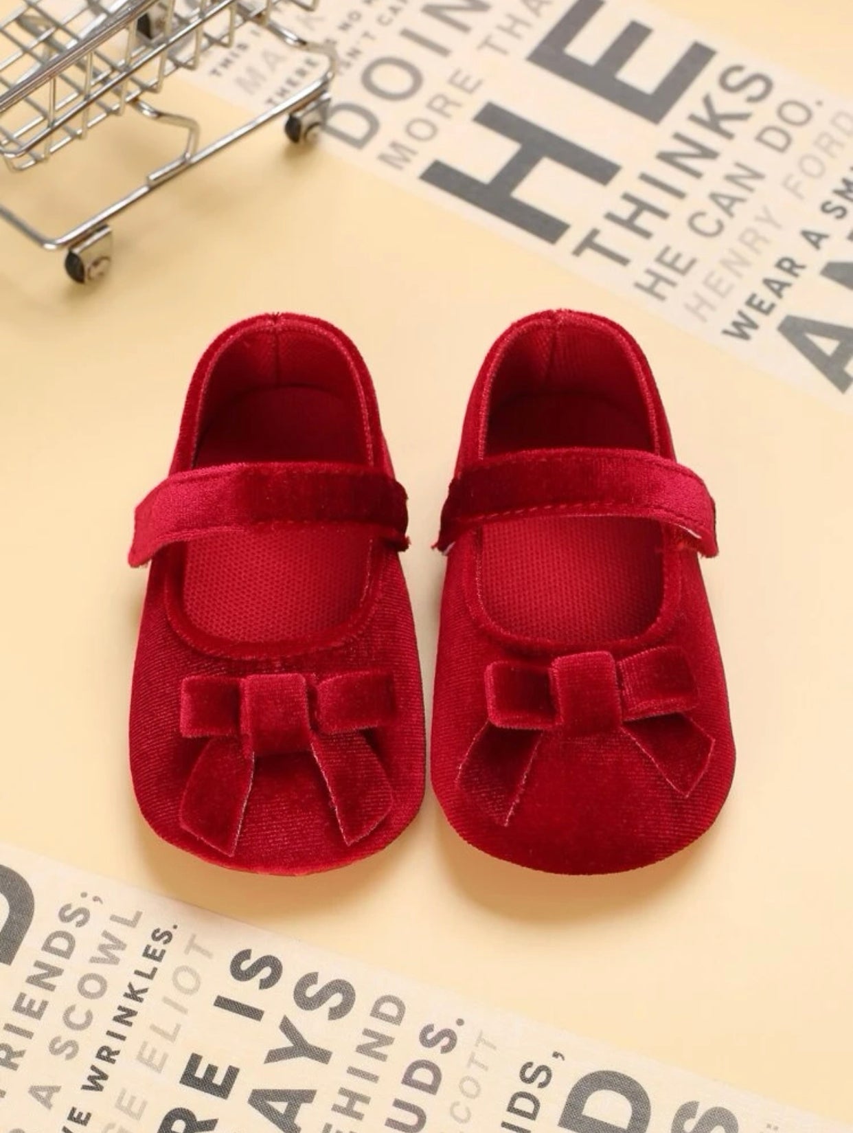 Zapato rojo para bebé niña