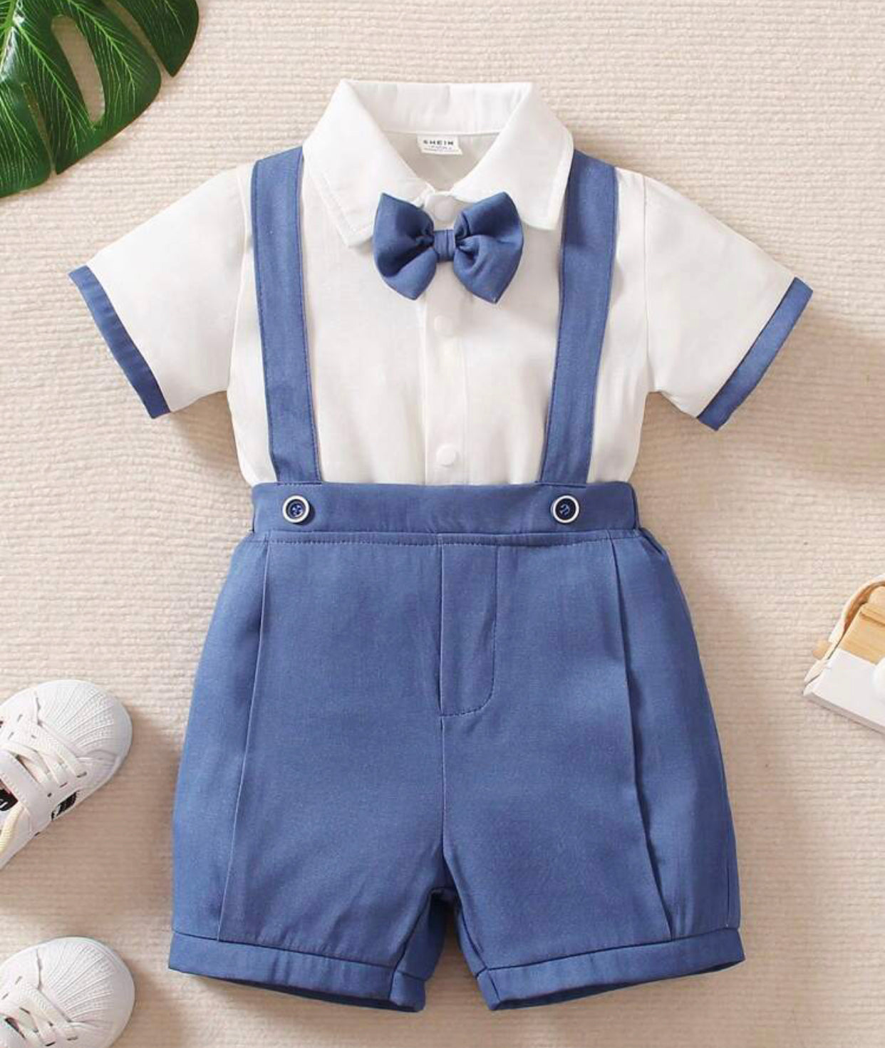 Traje azul de bebé Niño