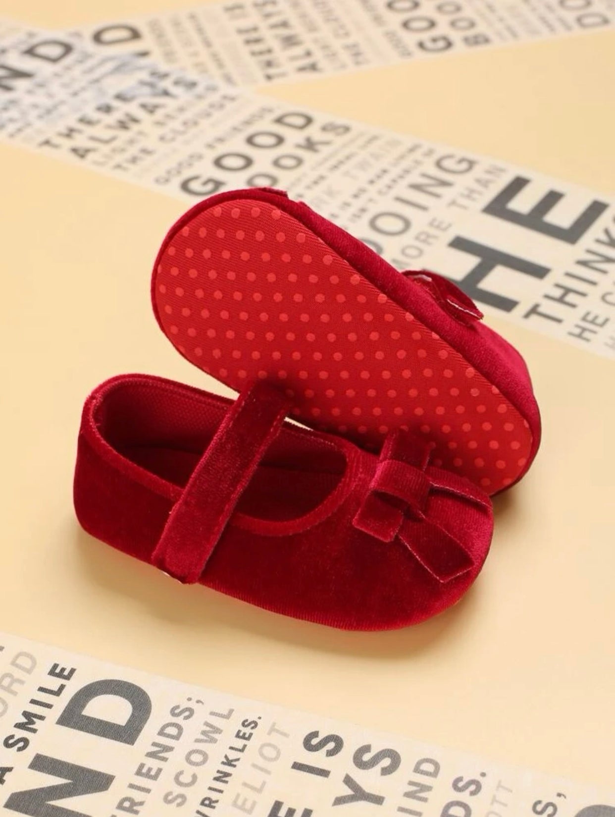 Zapato rojo para bebé niña